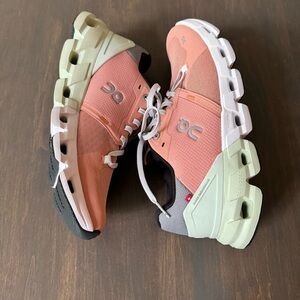 On Womens Cloudflyer 4 Coral Trail Running Hiking Outdoor Shoes Sz 9